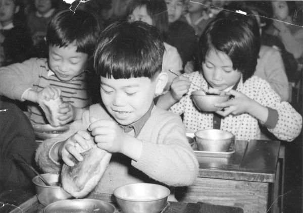 学校給食の歴史